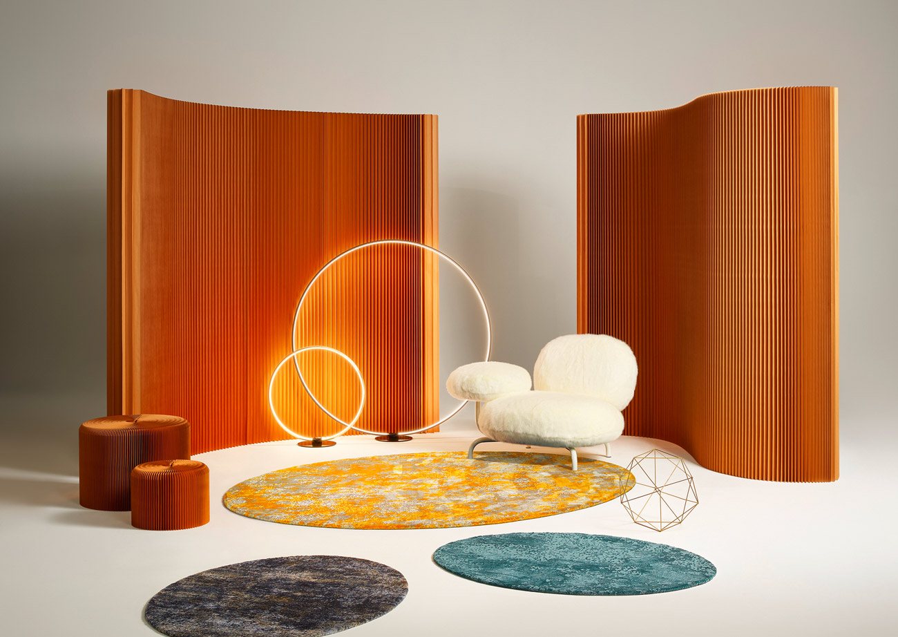 Round and oval miroo Design rugs in orange and teal